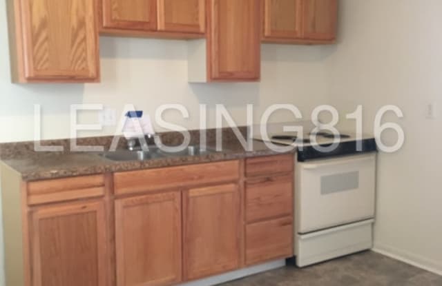 1507 North 55 Drive Gallery 2