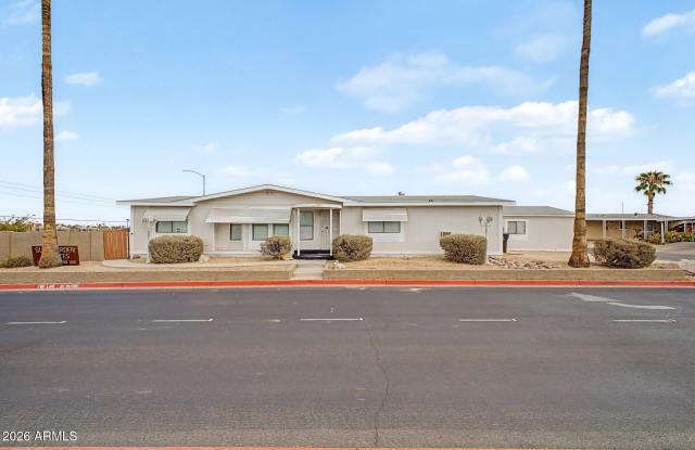 8601 N 103RD Avenue photos photos