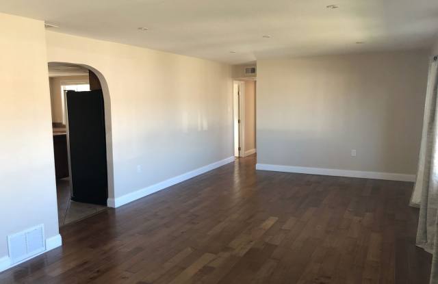 4528 Gila Avenue Gallery 2