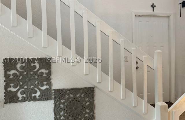 11332 SW 133rd Ct Gallery 4