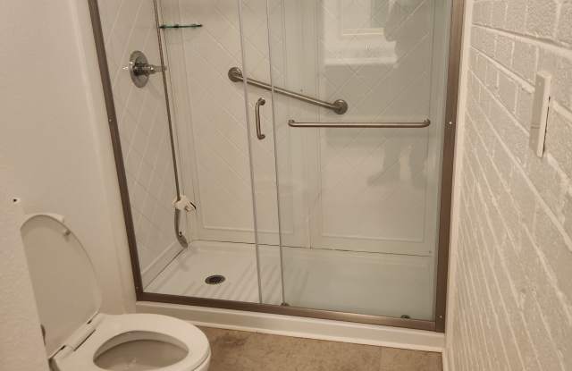 103 Mcminn Ave photos photos