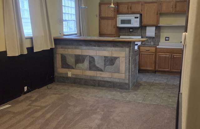 105 East Walker Street photos photos