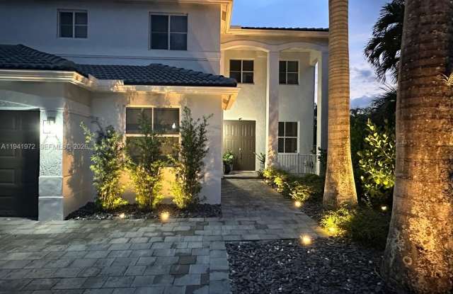 1063 Sunflower Cir photos photos 1063 Sunflower Cir photos photos