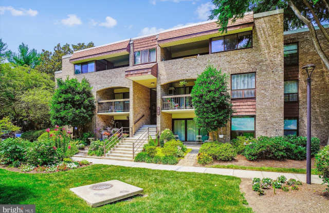 401 CHRISTOPHER AVENUE photos photos