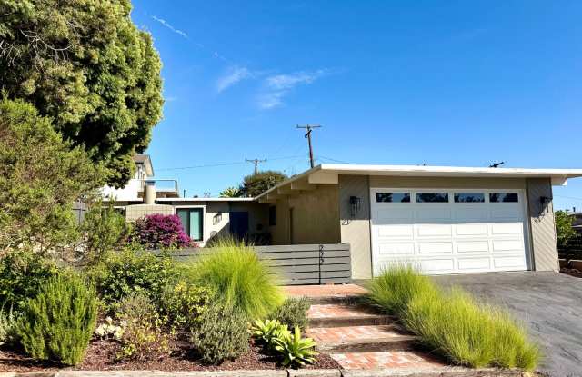 Mid Century Modern Mesa Home! Gallery 1