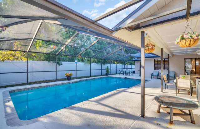 1374 VIEWTOP Drive Gallery 3
