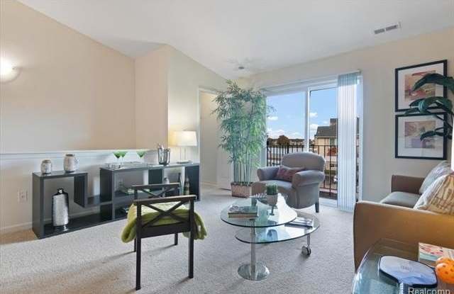 44354 Pine Drive Gallery 2
