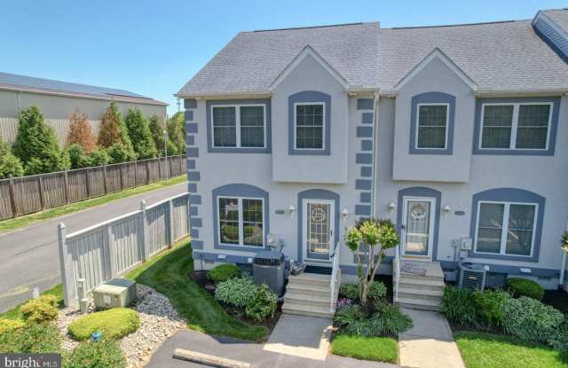320 BLUE HERON DRIVE photos photos