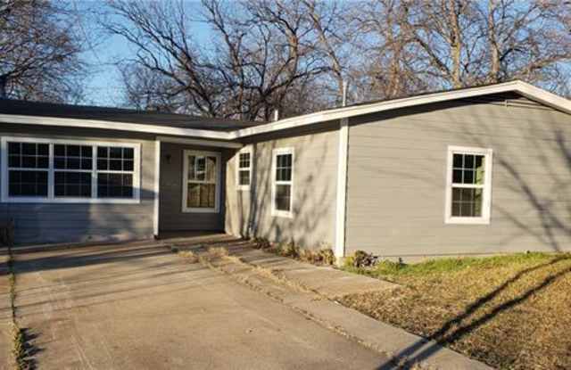 2641 Wicker Avenue - 2641 Wicker Avenue, Farmers Branch, TX 75234