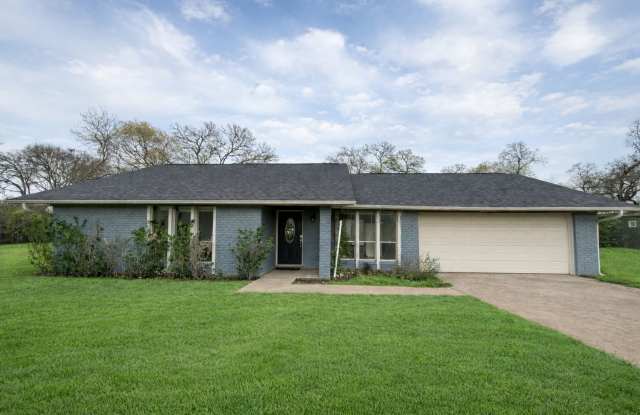 Charming  Spacious 3-Bedroom Home for Rent in Serene Manchaca! photos photos