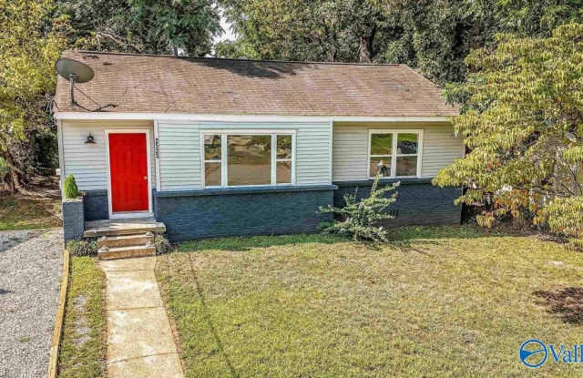 2523 Roland Road SW Gallery 2