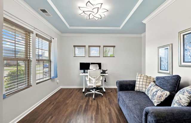 Desirable 5br 3ba Home in Raleigh! Availabe November 15! Gallery 4