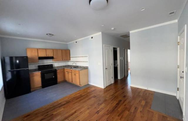 1150 North Keeler Ave. photos photos