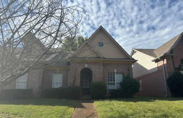 Welcome to 6131 Woodstock View Drive! - 6131 Woodstock View Drive, Shelby County, TN 38053