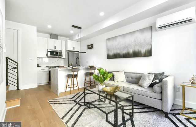 1724 H STREET NE - 1724 H Street Northeast, Washington, DC 20002
