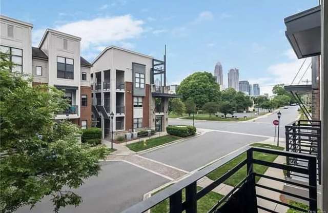 927 East 8th Street - 927 East 8th Street, Charlotte, NC 28204