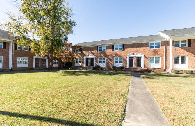 331 Richlands Avenue - 331 Richlands Ave, Jacksonville, NC 28540