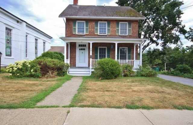 40 BROAD Street - 40 Broad Street, Fishkill, NY 12524