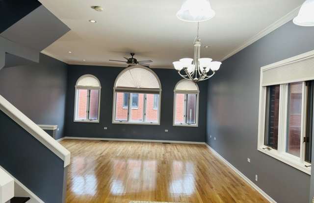 1918 S LOUIE Parkway Gallery 4