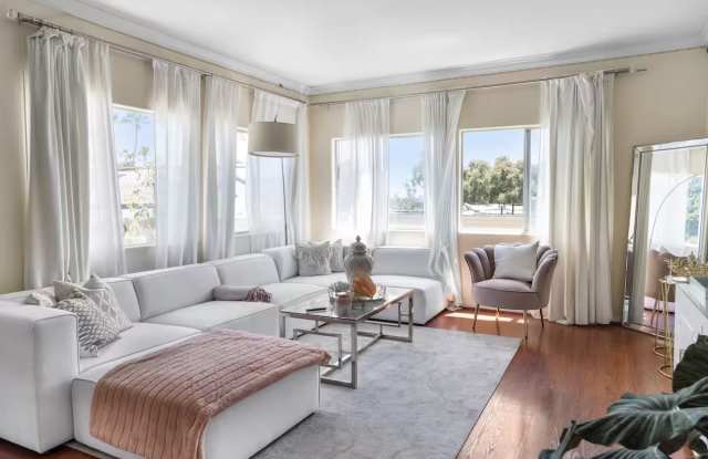 212 North Catalina Avenue photos photos
