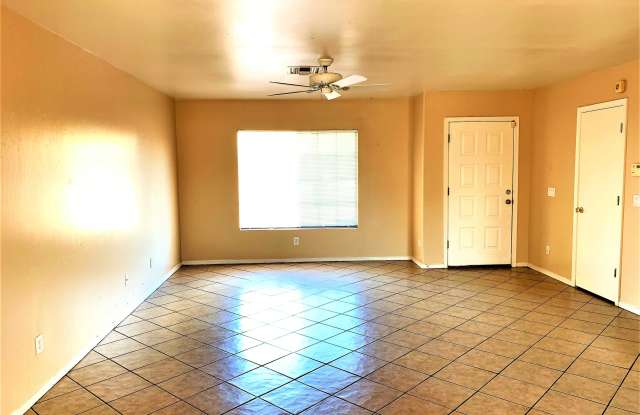3811 W SUNLAND Avenue Gallery 2