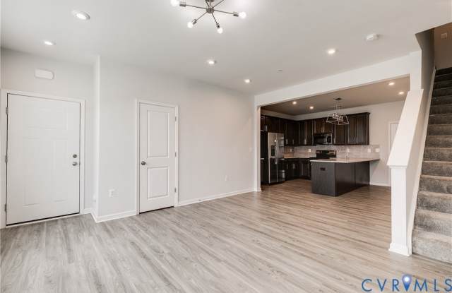 713 McCormick Farm Drive Gallery 2