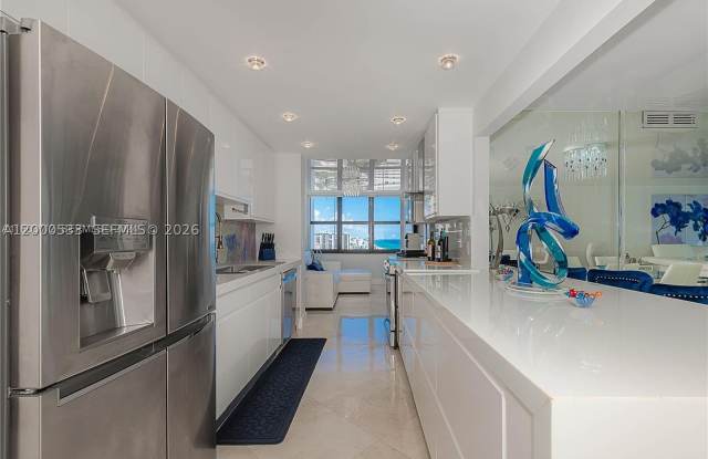 2301 S Ocean Dr Gallery 4