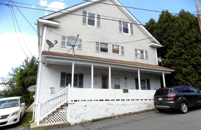 12 1/2 Union St St. - 2nd FL - 12 1/2 Union Street, Pittston, PA 18640