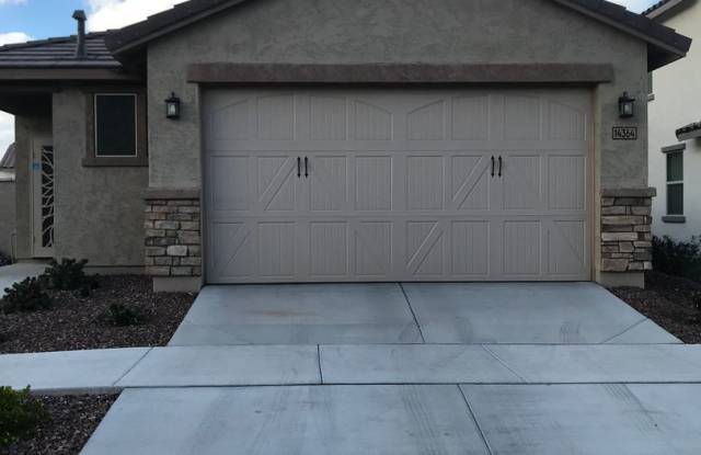 Beautiful Newer 3 bedroom Home Sweetwater  Litchfield in Homestead @ Marley Park Available August! photos photos