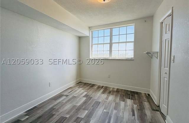1770 79th St Cswy Gallery 3