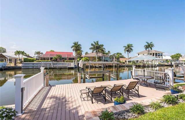 406 Heron AVE - 406 Heron Avenue, Collier County, FL 34108