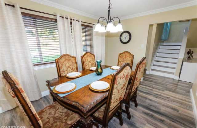 3727 Twin Oaks Court Gallery 4