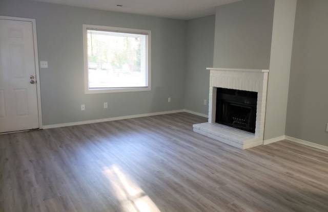 1513 Mary Frances (1513-B) Gallery 3