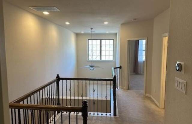 222 Alexandra Avenue Gallery 4