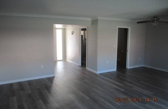 25860 Roanoke Gallery 3