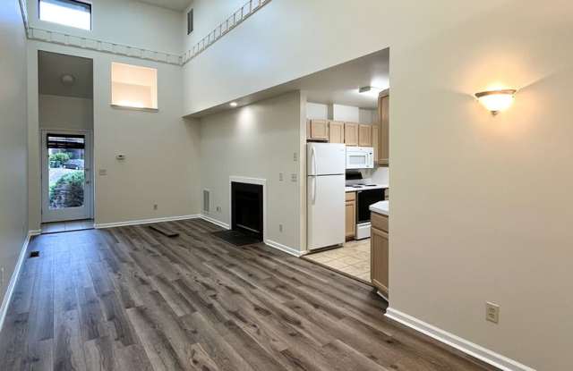 2BD/2BA Townhouse - Stonefield  Alb. High School photos photos