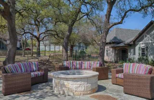 10365 Ranch to Market 2222 Gallery 2