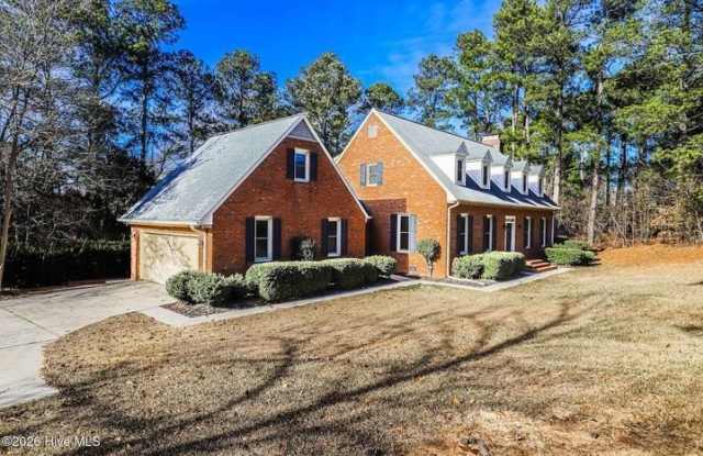 809 Houndslake Drive Gallery 3