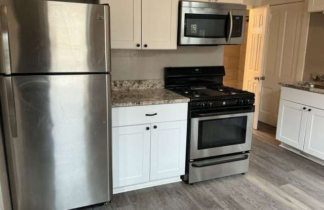 516 E Potter Ave photos photos
