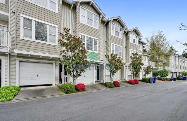 Beautiful 2 bed  2.5 bath for rent - 2680 139th Avenue Southeast, Bellevue, WA 98005