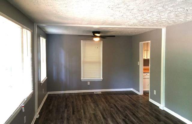 1953 SW Bader Ave Gallery 4