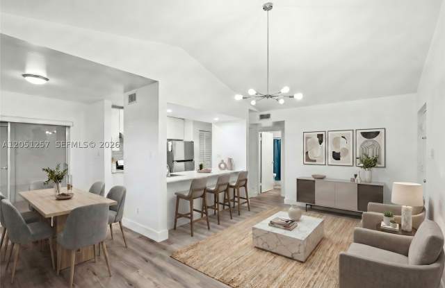 15330 SW 106th Ter photos photos