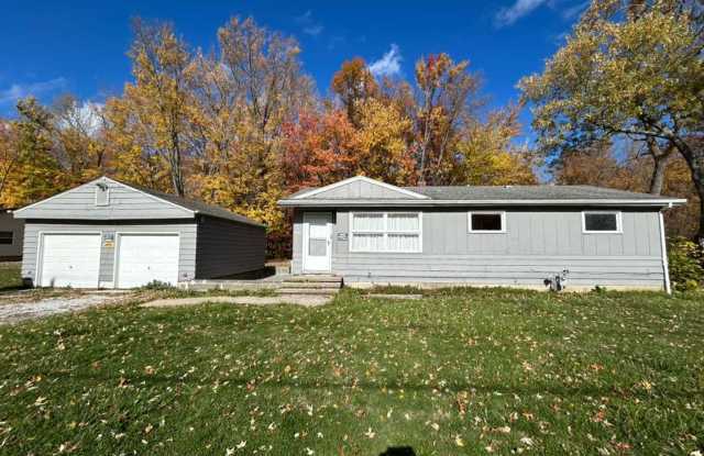 Tired of Moving Every Year? This Mentor Home Is Different! photos photos