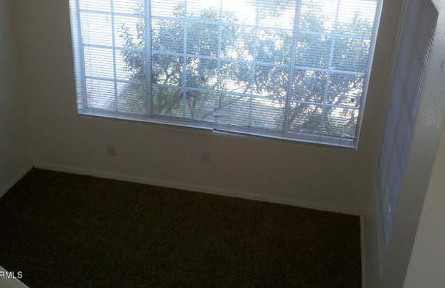 11241 W ALICE Avenue Gallery 3