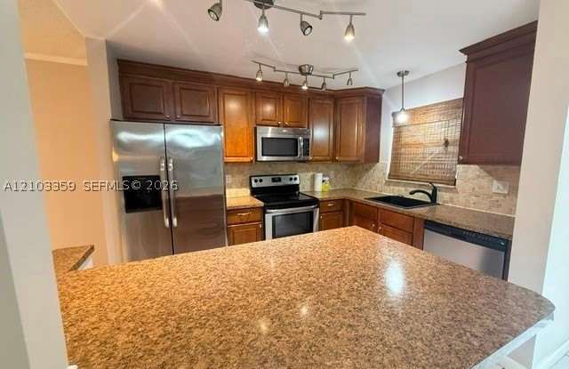 516 Osprey Dr Gallery 4