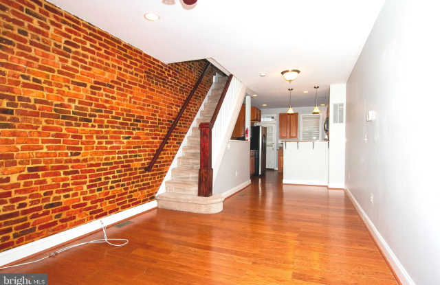 139 N POTOMAC STREET Gallery 3