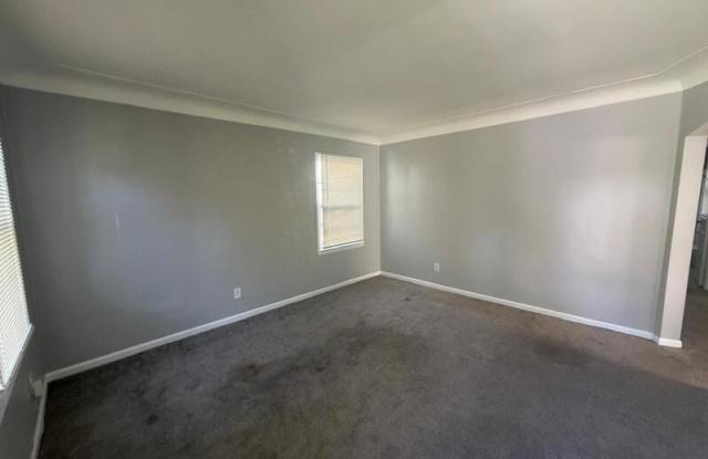 18254 Mansfield Street Gallery 4