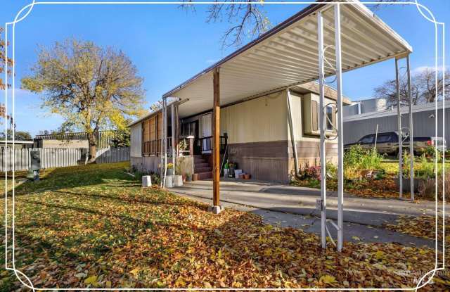 1625 Maple St unit: 20 photos photos