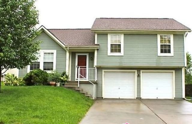 11308 N Nashua Drive - 11308 North Nashua Drive, Kansas City, MO 64155