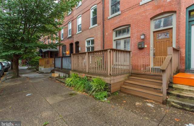 4436 SANSOM STREET Gallery 2